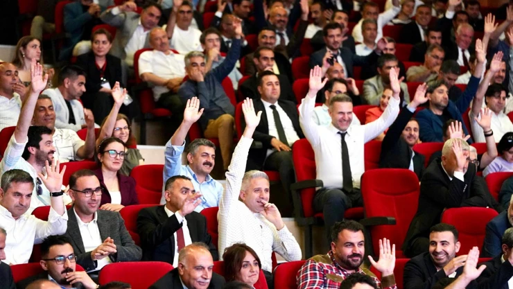 Bakan Tekin, Diyarbakır il eğitim yöneticileriyle buluştu