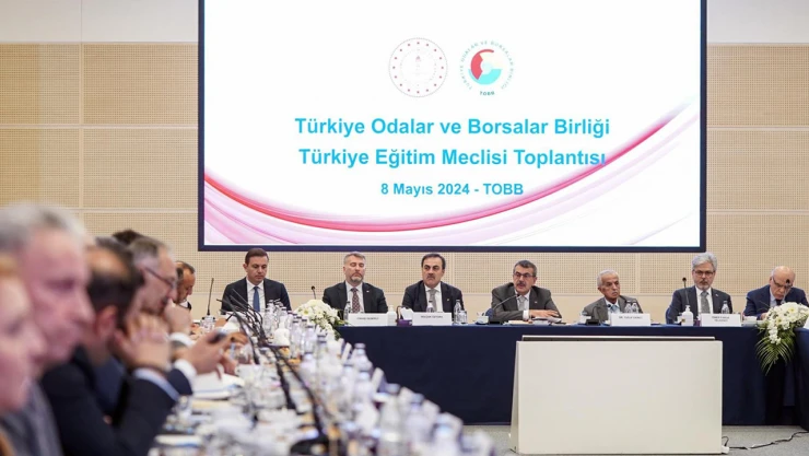 Bakan Tekin, özel okul temsilcileriyle bir araya geldi