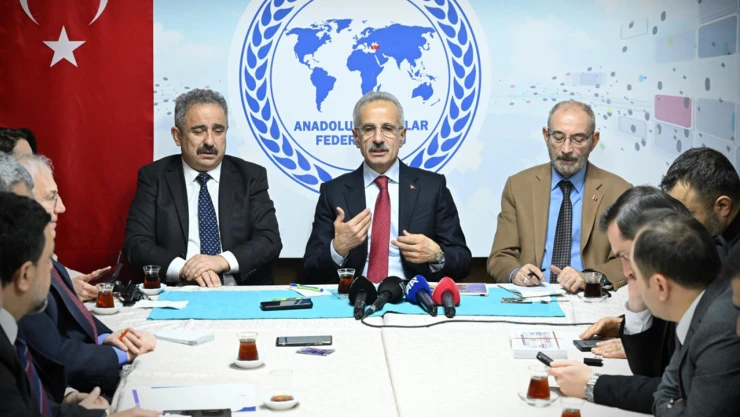 Bakan Uraloğlu, 'Suriye'nin her şeye ihtiyacı var'