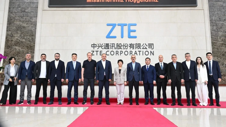 Bakan Uraloğlu, teknoloji devleriyle bir araya geldi