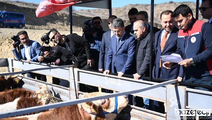 Bakan Yumaklı'dan kırmızı et ithalatına ilişkin önemli açıklama