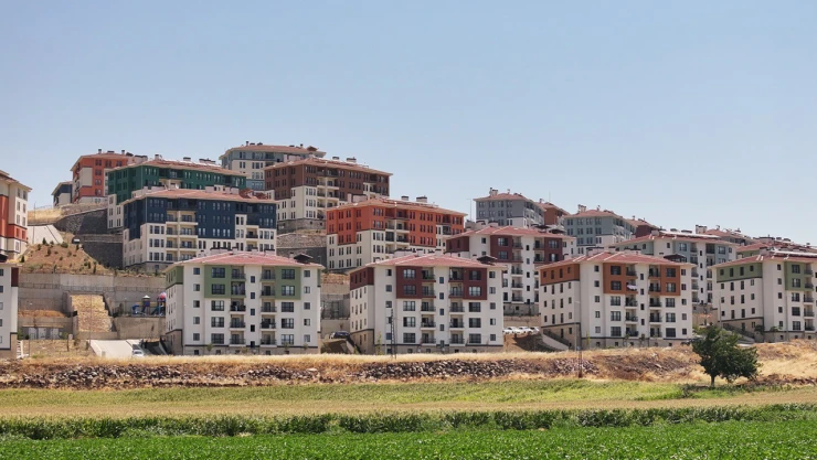 Bakanlıktan Kahramanmaraş paylaşımı! Yılsonuna kadar 74 bin konut ve iş yeri daha tamamlanacak