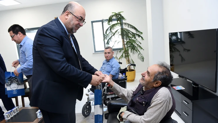 Başkan Akpınar: 'Engellilere hizmeti bir ibadet olarak görüyoruz'