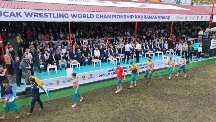 Başkan Fırat Görgel, 'Bugün dünya güreş tarihine Kahramanmaraş'tan bir sayfa daha ekleniyor'