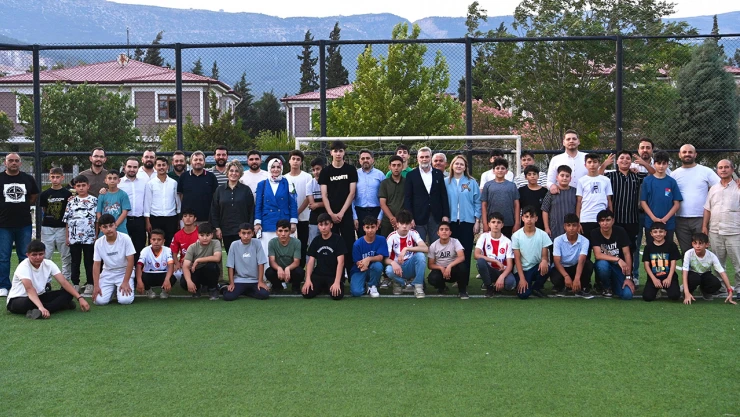 Başkan Görgel, çocukların bayram sevincine ortak oldu