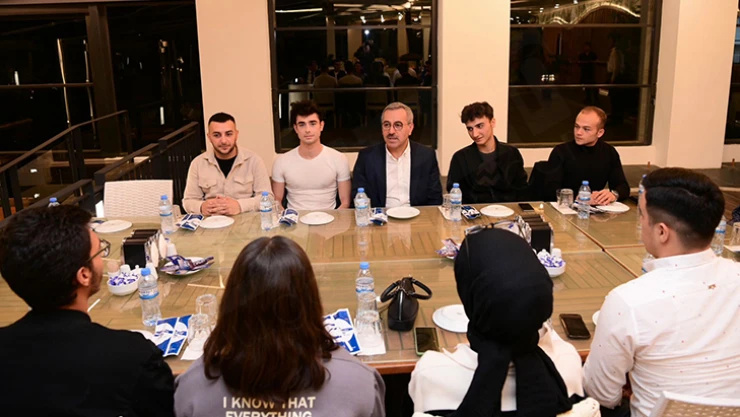 Başkan Güngör: 'Gençlerimiz bizim için çok kıymetli'