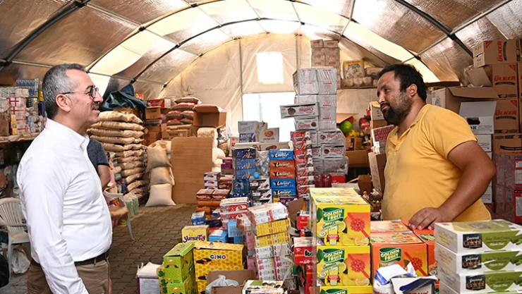 Başkan Güngör, toptancı gıda esnafını ziyaret etti