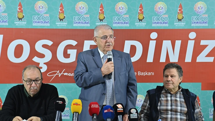 Başkan Mahçiçek, 10 yıllık hizmetleri anlattı, basın mensuplarıyla vedalaştı