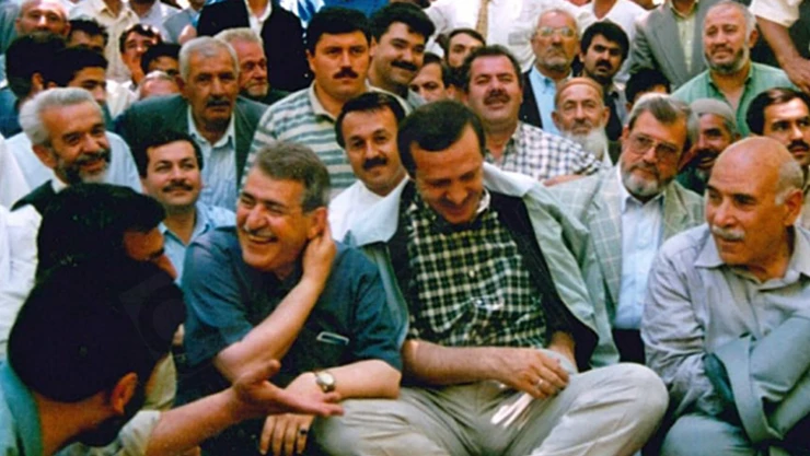 Başkan Mahçiçek: İlk kıvılcımı Kahramanmaraş'tan atılan AK Parti'miz 22 yaşında