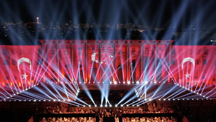 Başkent'te siyasete kısa bir mola!