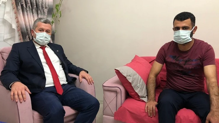 BBP Genel Başkan Yardımcısı Yardımcıoğlu, silahlı saldırıda yaralanan polisi ziyaret etti