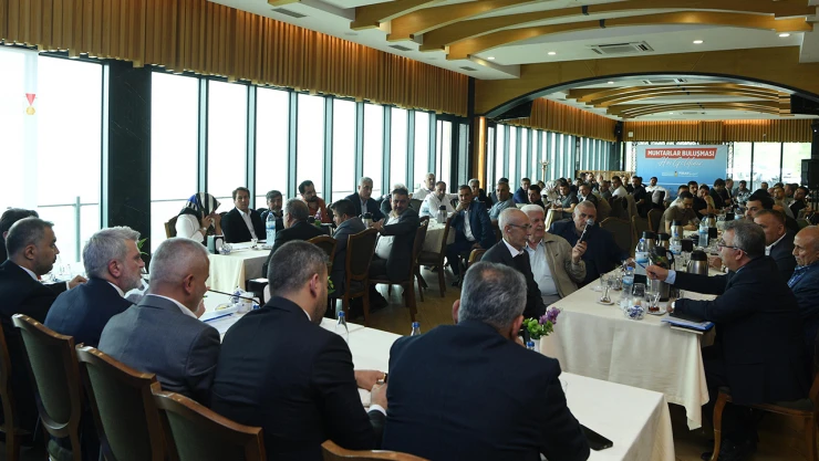 Belediye başkanları ve muhtarlar aynı masada Kahramanmaraş için toplandı