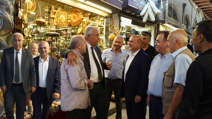 Binici ve Kuybu, Kapalı Çarşı'da el ele, esnaf için güçlü mesaj