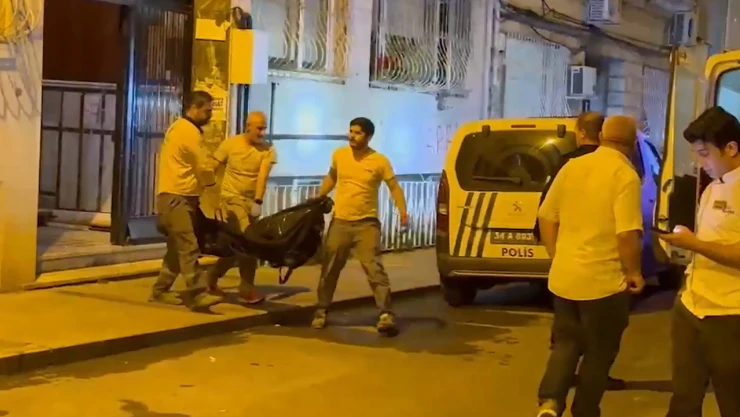 Bir apartmanda çıkan yangında 80 yaşındaki kadın öldü