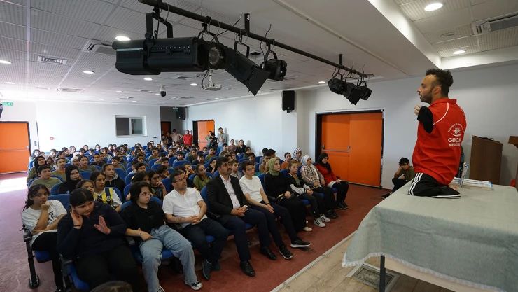 Bir başarı hikayesi öğrencilere ilham oldu