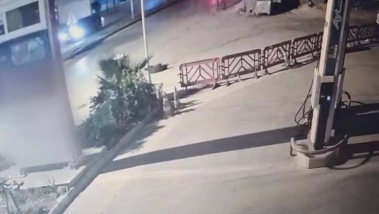 Bir kadın, eski eşini tabancayla vurdu