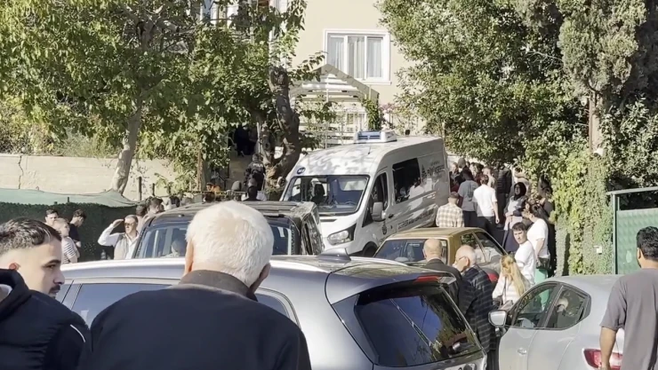 Bir kadın ve erkek başlarından vurularak öldürüldü