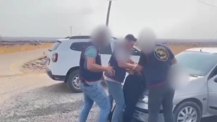 Bir kişinin ölü bulunmasına ilişkin 2 şüpheli tutuklandı