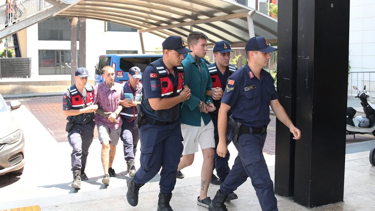 Bir Rus'un bıçaklanarak öldürülmesiyle ilgili 2 Rus vatandaşı tutuklandı