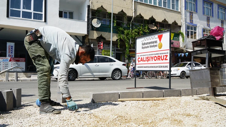 Büyükşehir, Göksun'da yürüyüş yollarını yeniliyor