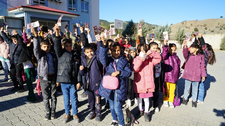 Büyükşehir, kırsal mahalleler ile fuar arasına köprü kurdu