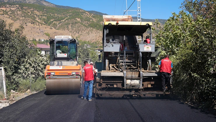 Büyükşehir, Türkoğlu'ndaki ulaşım sorununu çözüme kavuşturuyor