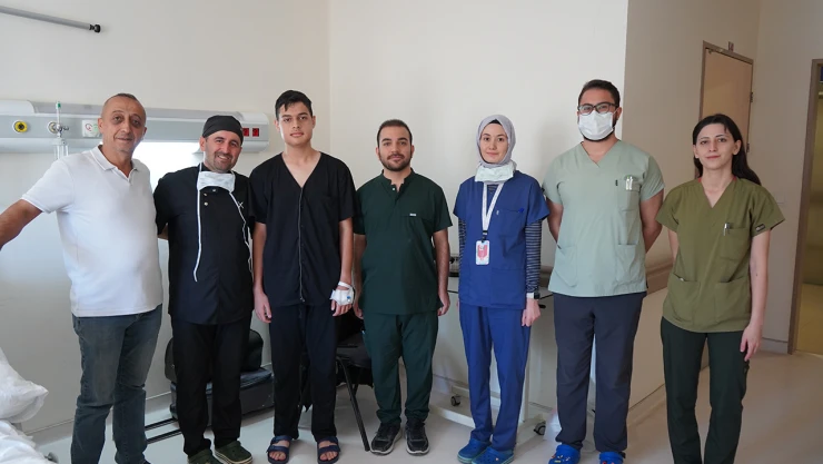 Çene eklem bozukluğu yaşayan hastaya cerrahi müdahale