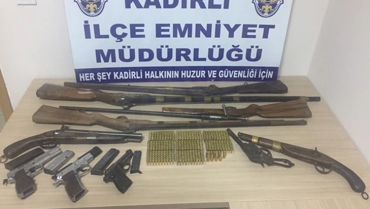 Çeşitli suçlardan aranan 4 kişi yakalandı