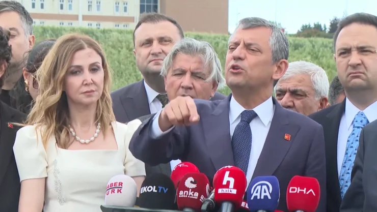 CHP Genel Başkanı Özel'den İmamoğlu'na cezaevinde ziyaret