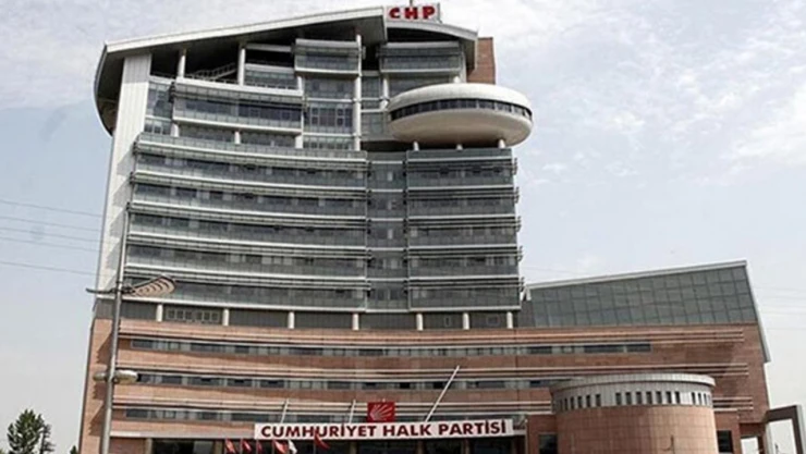 CHP, İstanbul İl Başkanlığını kapattı