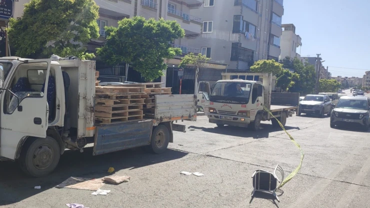 Çıkan kavgada bıçaklanan kişi öldü