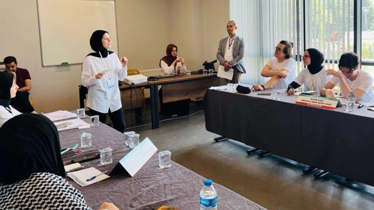 Çinceden İspanyolcaya 11 dilde münazara yarışmaları sonuçlandı