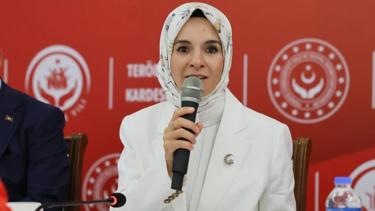 Çocuklara yönelik sosyal medya düzenlemesi yolda