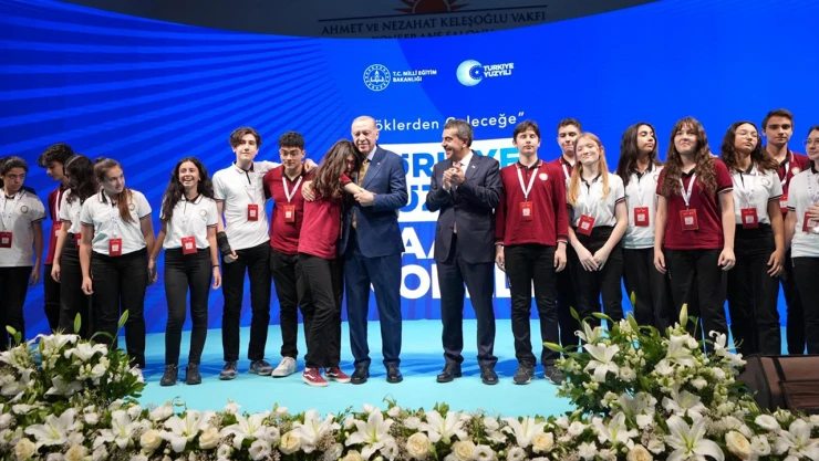 Cumhurbaşkanı Erdoğan ve Bakan Tekin'den Maarif Modeli tanıtımı