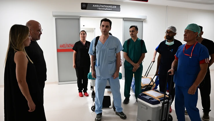 Darp sonucu hayatını kaydeden kişi organlarıyla 5 hastaya umut oldu