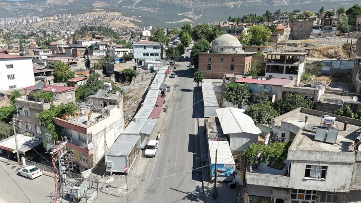 Demirci esnafı, geçici iş yerlerinde faaliyete başladı