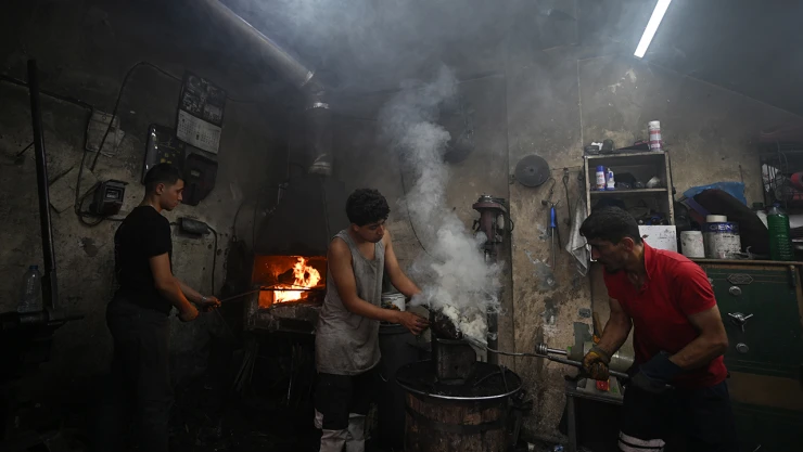 Demirciler, kelle mesaisi yaptı