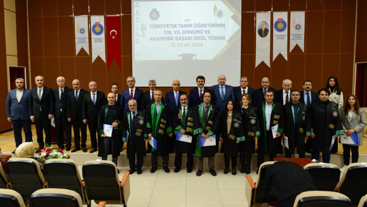 Deprem şehitlerinin adının verildiği salon açılış töreni gerçekleştirildi