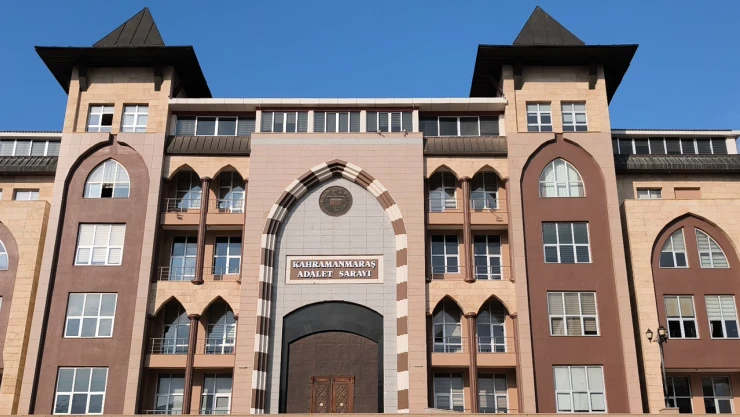 Depremde 150 kişinin öldüğü Palmiye Sitesi'ne ilişkin yargılama sürdü