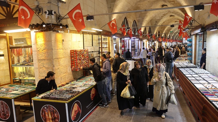 Depremlerden etkilenen Zincirli Bedesten ekonomiye yeniden katkı sağlıyor