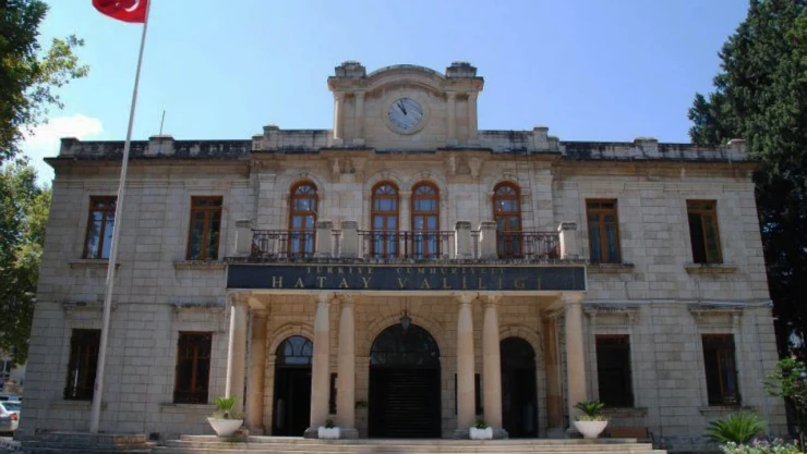 Depremzedenin konteynerden tahliye edildiği iddialarına yanıt