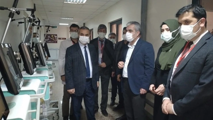Devlet Hastanesine 20 solunum cihazı teslim edildi