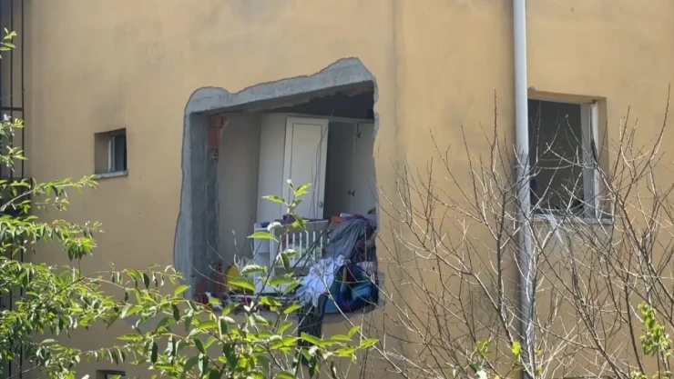 Doğal gaz patlaması, biri ağır 5 kişi yaralı