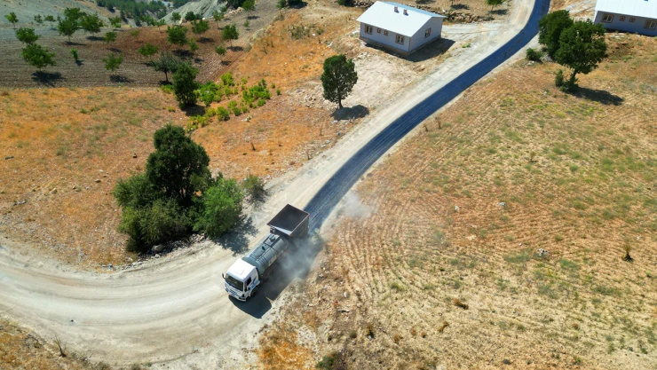 Dulkadiroğlu'nun kırsal mahallelerinde hizmet atağı