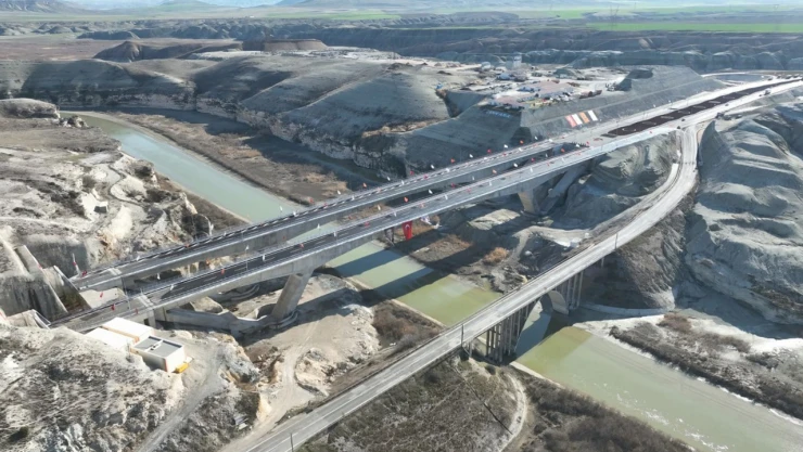 Edirne'den Şanlıurfa'ya kesintisiz otoyol ağı