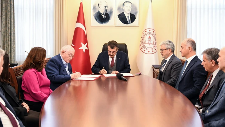 Eğitime hayırsever desteği