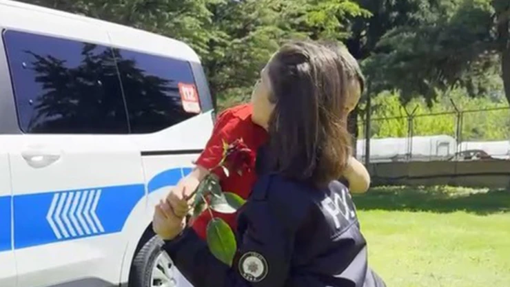 Emniyet teşkilatından Anneler Günü'ne özel duygusal klip
