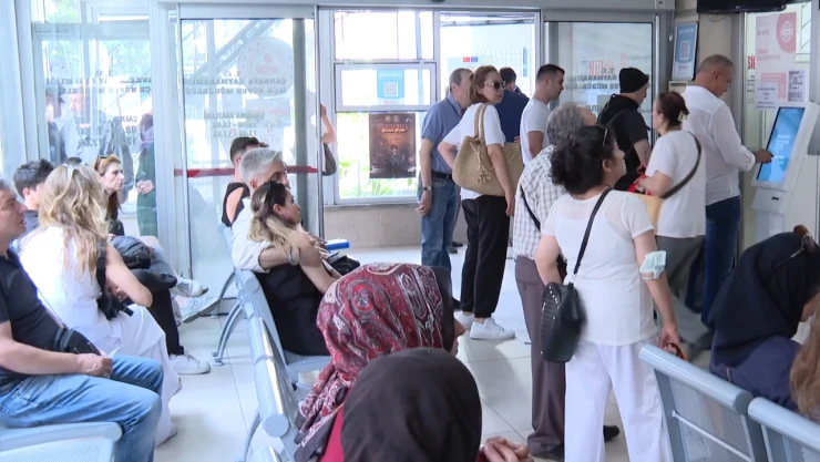 Eski tip ehliyetlerin yenilenmesi için son gün