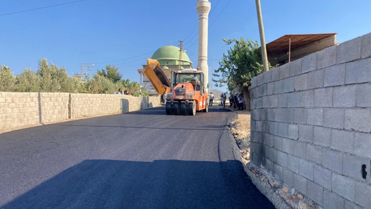 Fatmalı'da 2 kilometre uzunluğundaki yol asfaltlanıyor