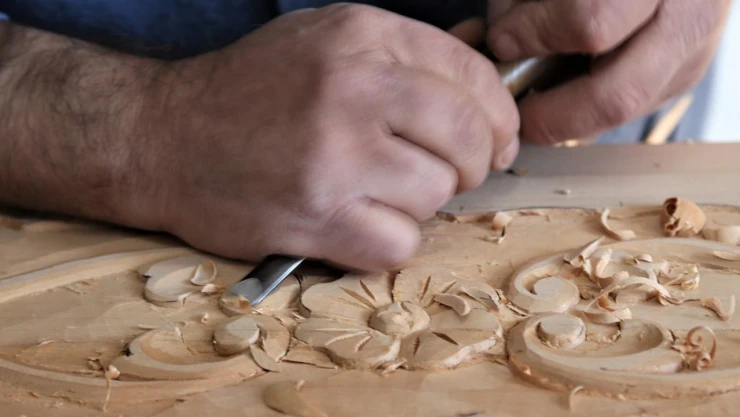 Geleneğin 373 ustasına sanatçı tanıtma kartı